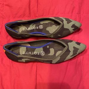 Rothy’s Olive Camo Points Size 9